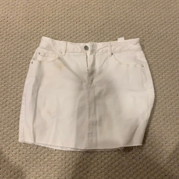 White jean skirt from Garage Size M - Picture 1 of 3
